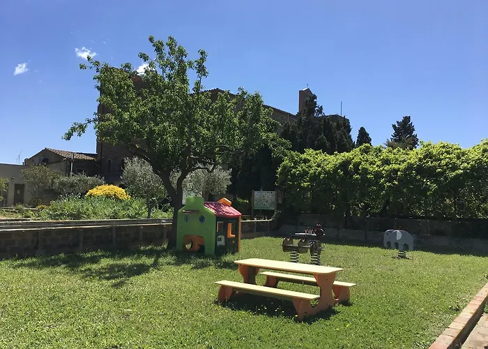 Hostal Alberg Solidanca *